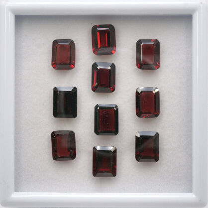 Granat, Ośmiokąt, 9x7 mm