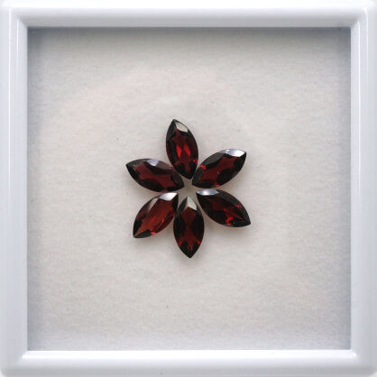 Granat, Markiza, 10x5 mm