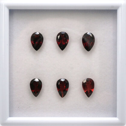 Granat, Gruszka, 9x6 mm