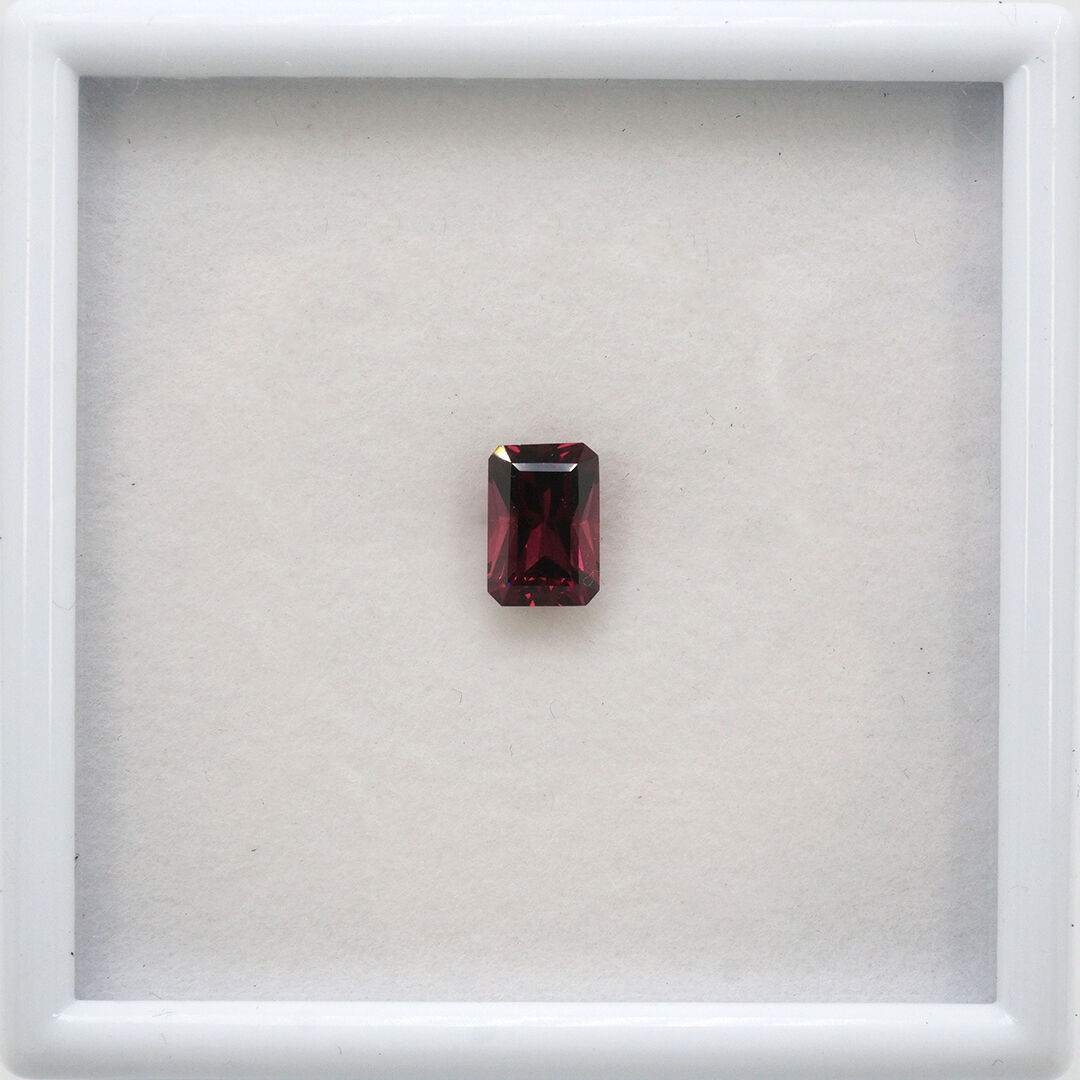 Granat, Ośmiokąt, 9x6 mm