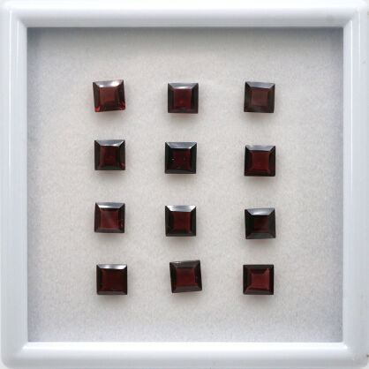 Granat, Kwadrat, 5x5 mm