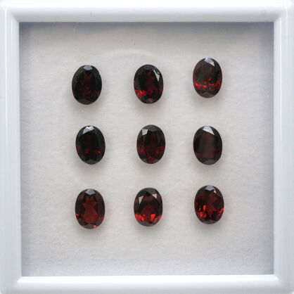 Granat, Owalny, 8x6 mm