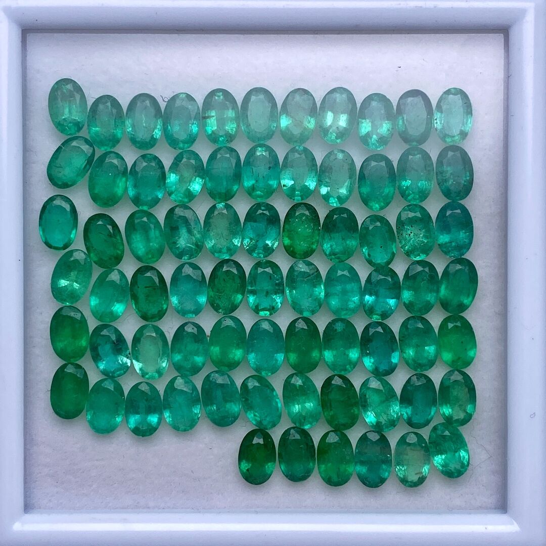 Szmaragd, Owalny, 6x4 mm