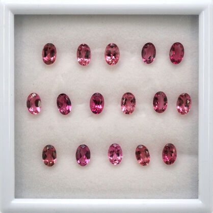 Turmalin, Owalny, 6x4 mm