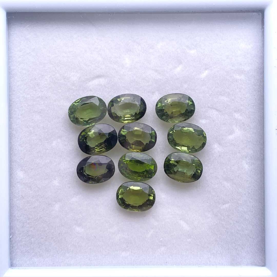 Turmalin, Owalny, 8x6 mm