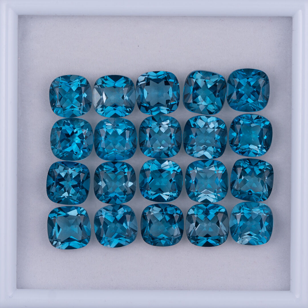Topaz - London Blue, Poduszka, 8 mm